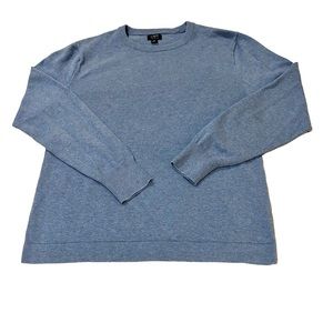 J Crew Men’s lightweight sweater perfect for layering. In great condition